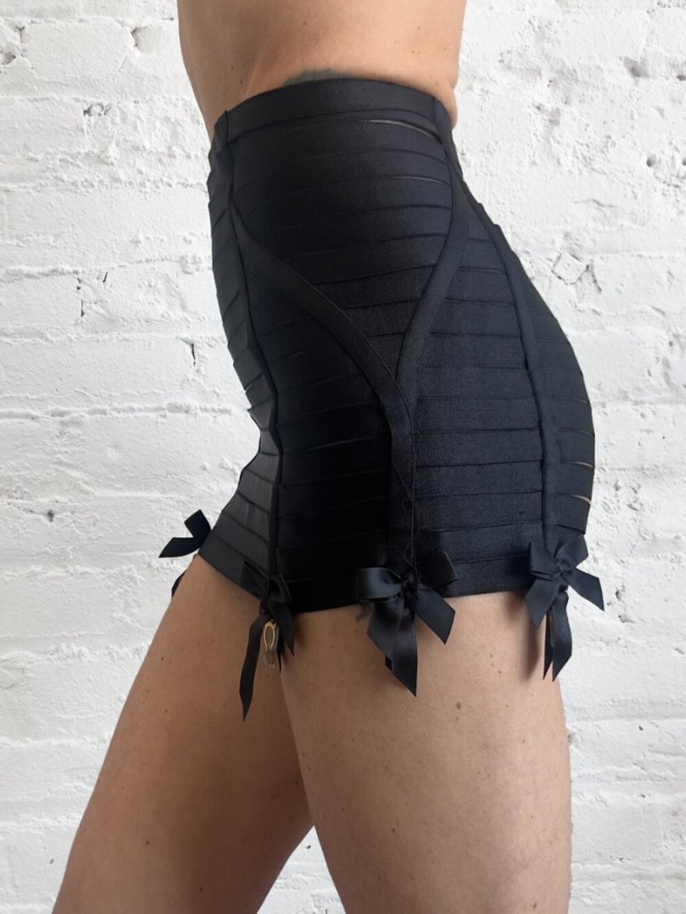 Bordelle signature garter belt skirt, size S - Picture 3 of 8